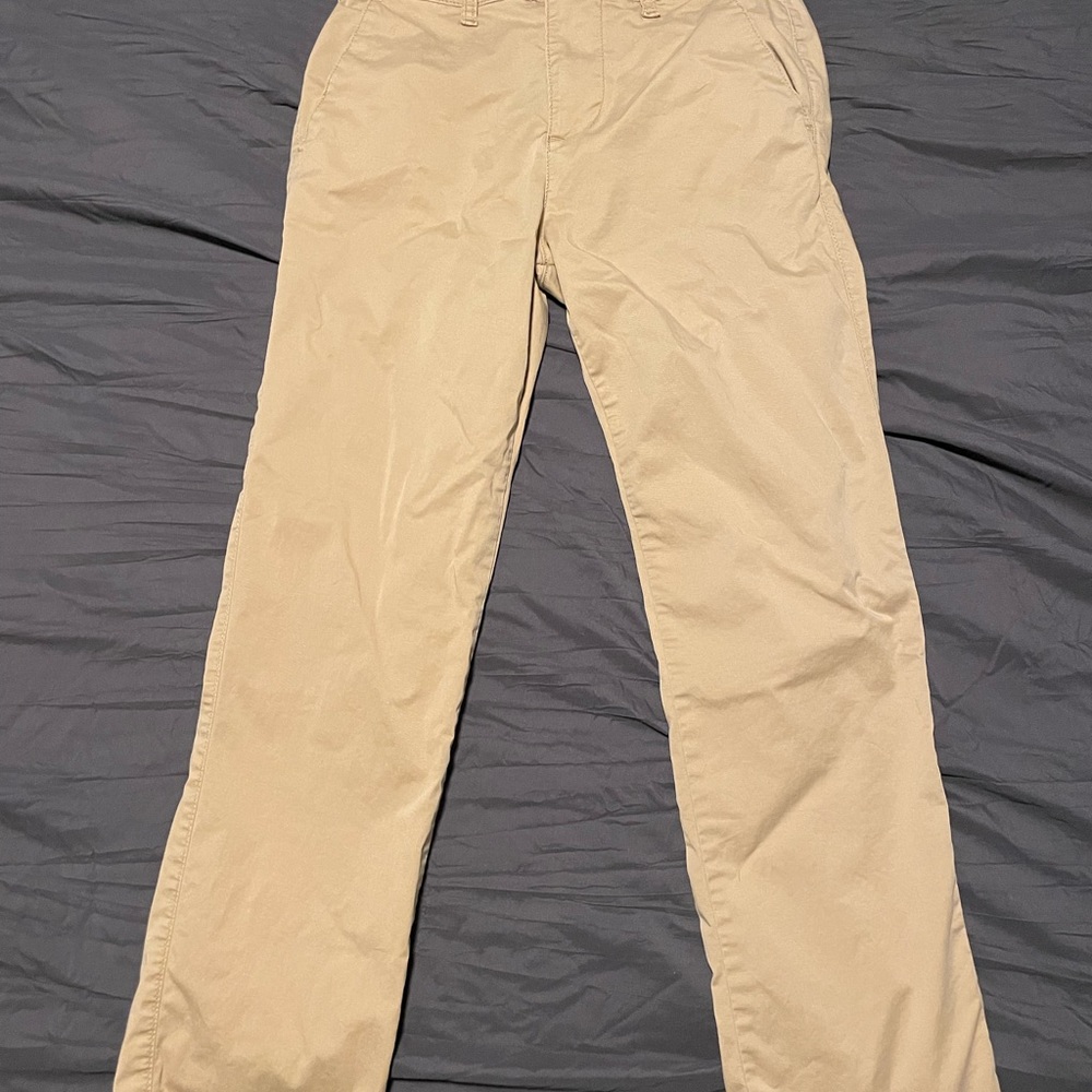 Never worn, Hollister Slim Straight chino pants 26x28 (5 pairs)